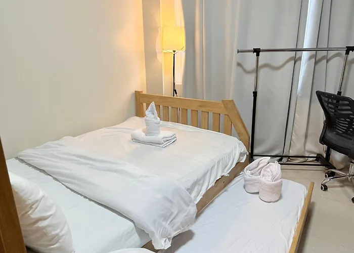 Pinkdoorz Moa Staycation At Shell Residences * Manila