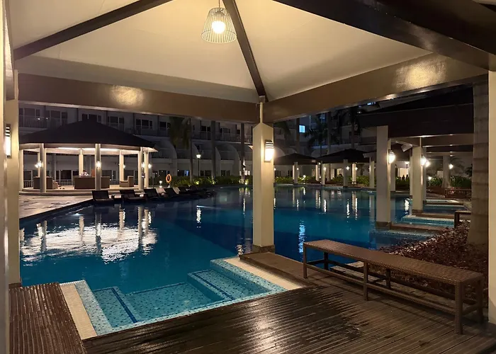 Pinkdoorz Moa Staycation At Shell Residences Manila