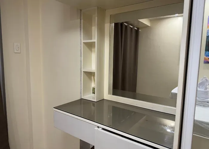 Apartamento Pinkdoorz Moa Staycation At Shell Residences